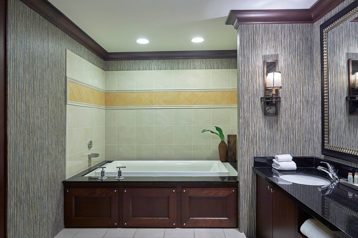 Renaissance Montgomery Hotel & Spa at the Convention Center