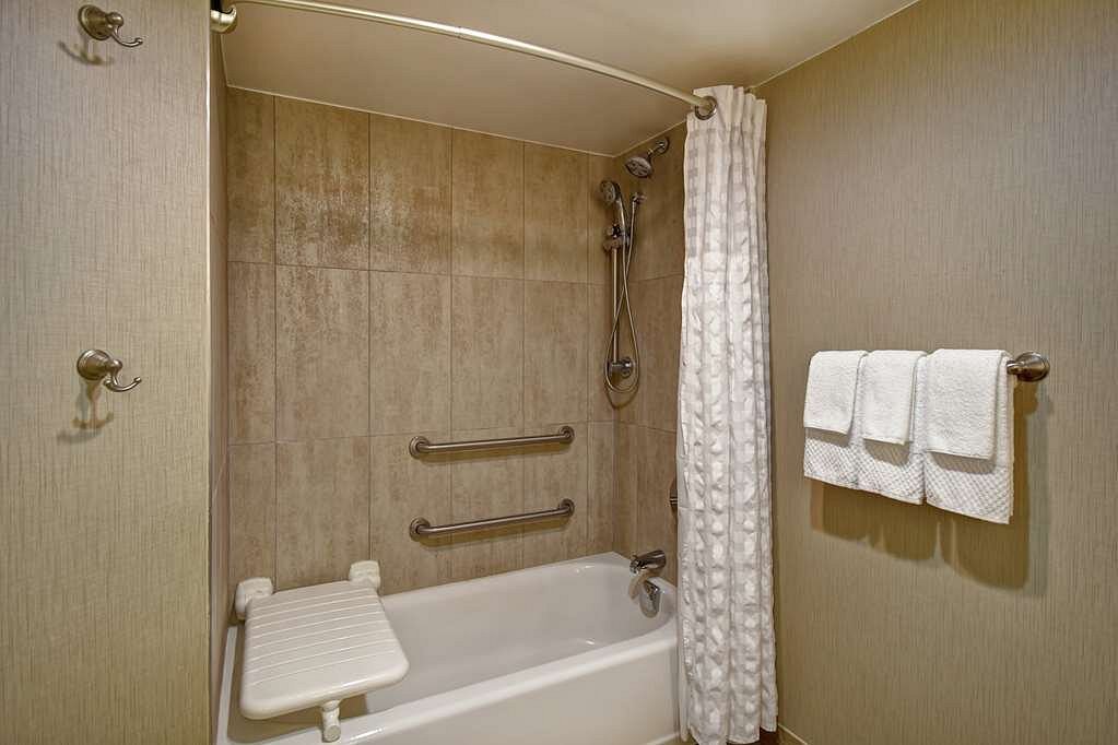 Embassy Suites by Hilton Montgomery Hotel & Conference Center