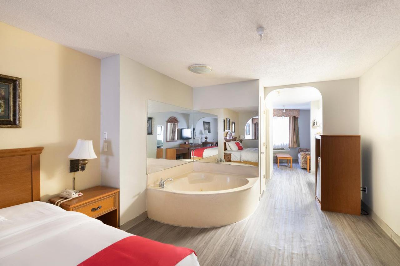 OYO Hotel Stafford TX I-69 North