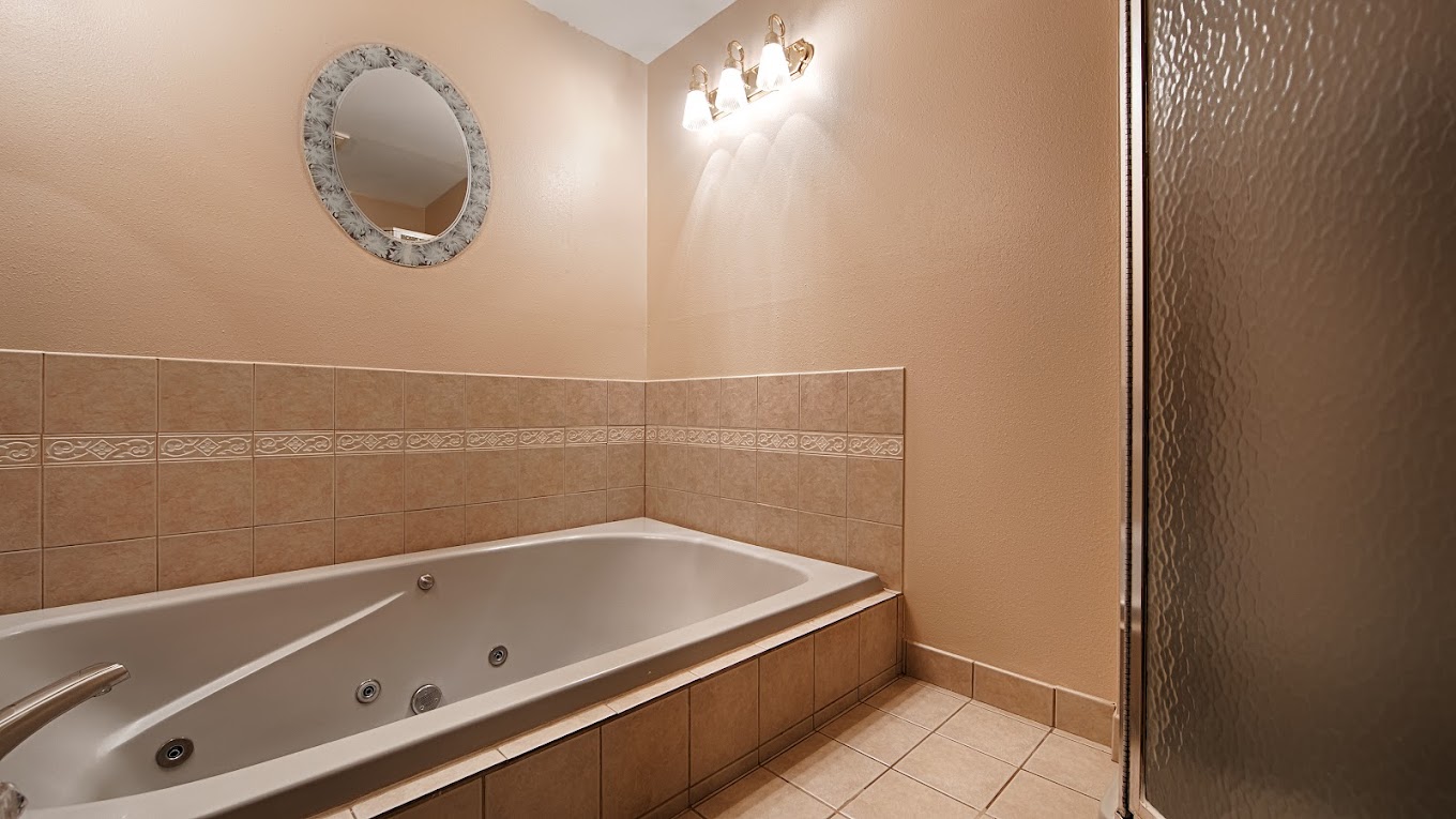 Best Western Ambassador Inn & Suites
