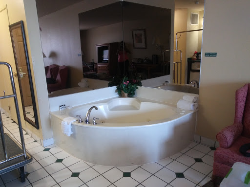 Country Inn & Suites by Radisson, Fort Worth, TX