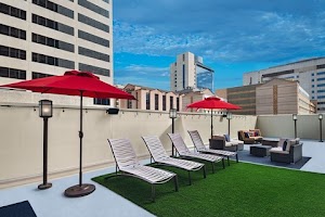 Houston Hotels with Jacuzzi in Room