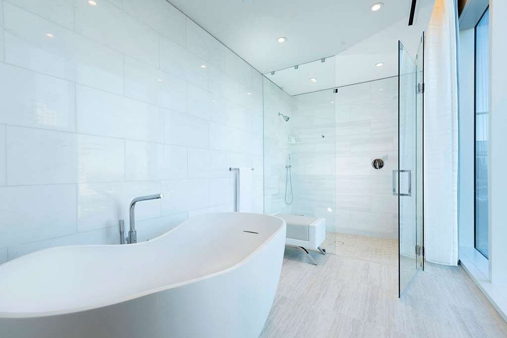 HALL Arts Hotel Dallas, Curio Collection by Hilton