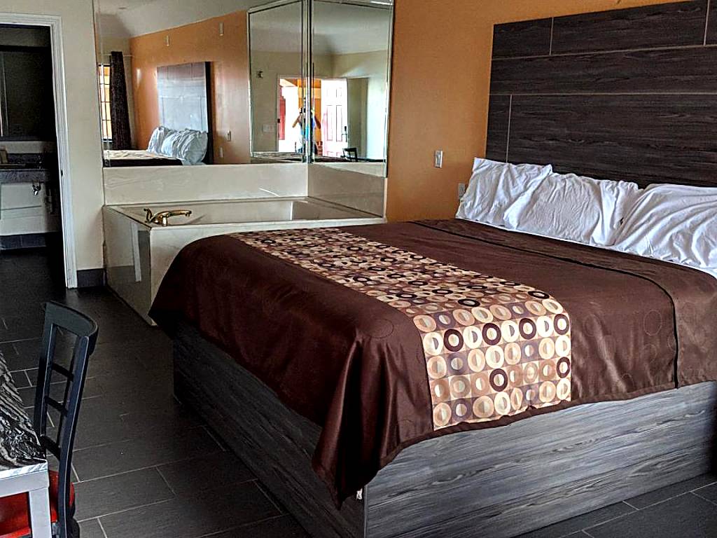 Regency Inn and Suites Galena Park