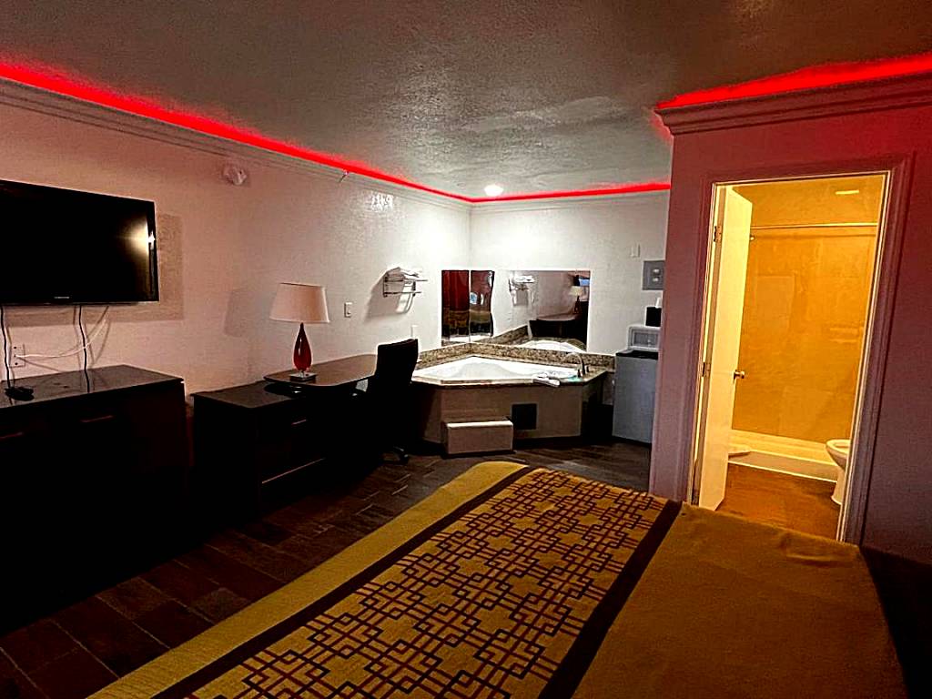 New American Inn and Suites