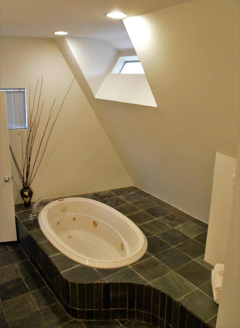 Modern B & B