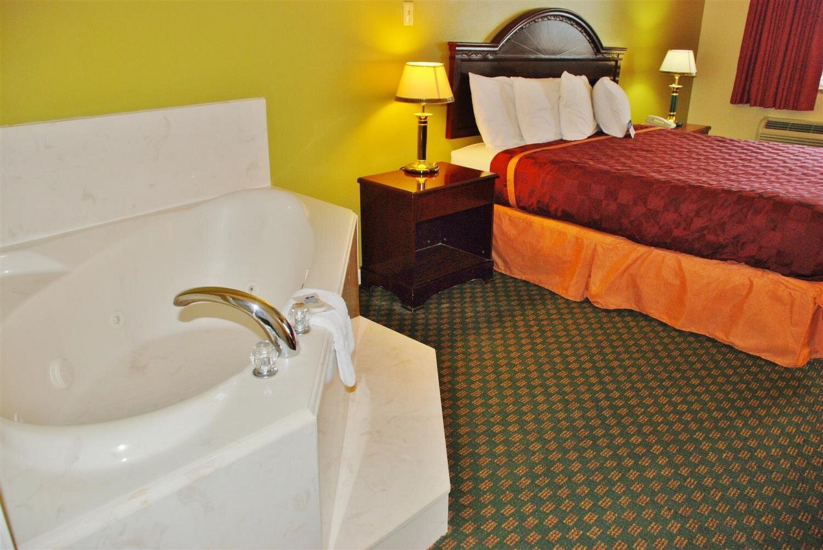 Americas Best Value Inn & Suites Hempstead Prairie View