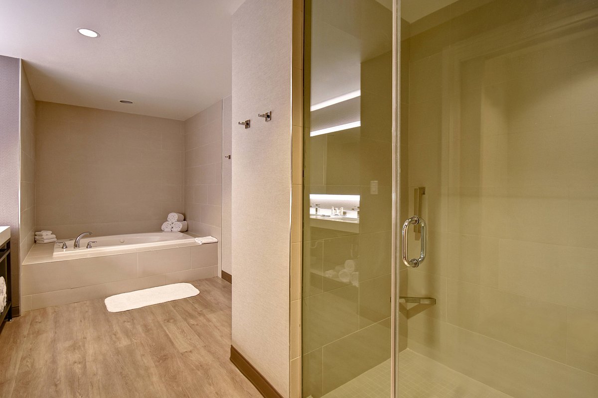 Dallas/Fort Worth Marriott Hotel & Golf Club at Champions CirclekXce Airport