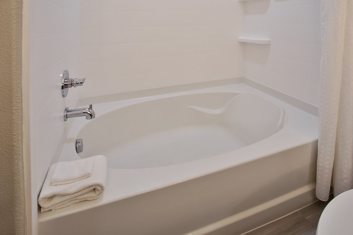 Holiday Inn Express Hotel & Suites Katy, an IHG Hotel