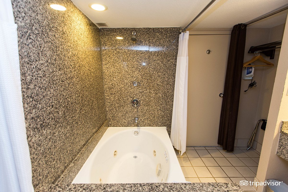DoubleTree by Hilton Fort Worth South Hotel & Conference Center