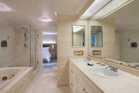 The Westin Los Angeles Airport