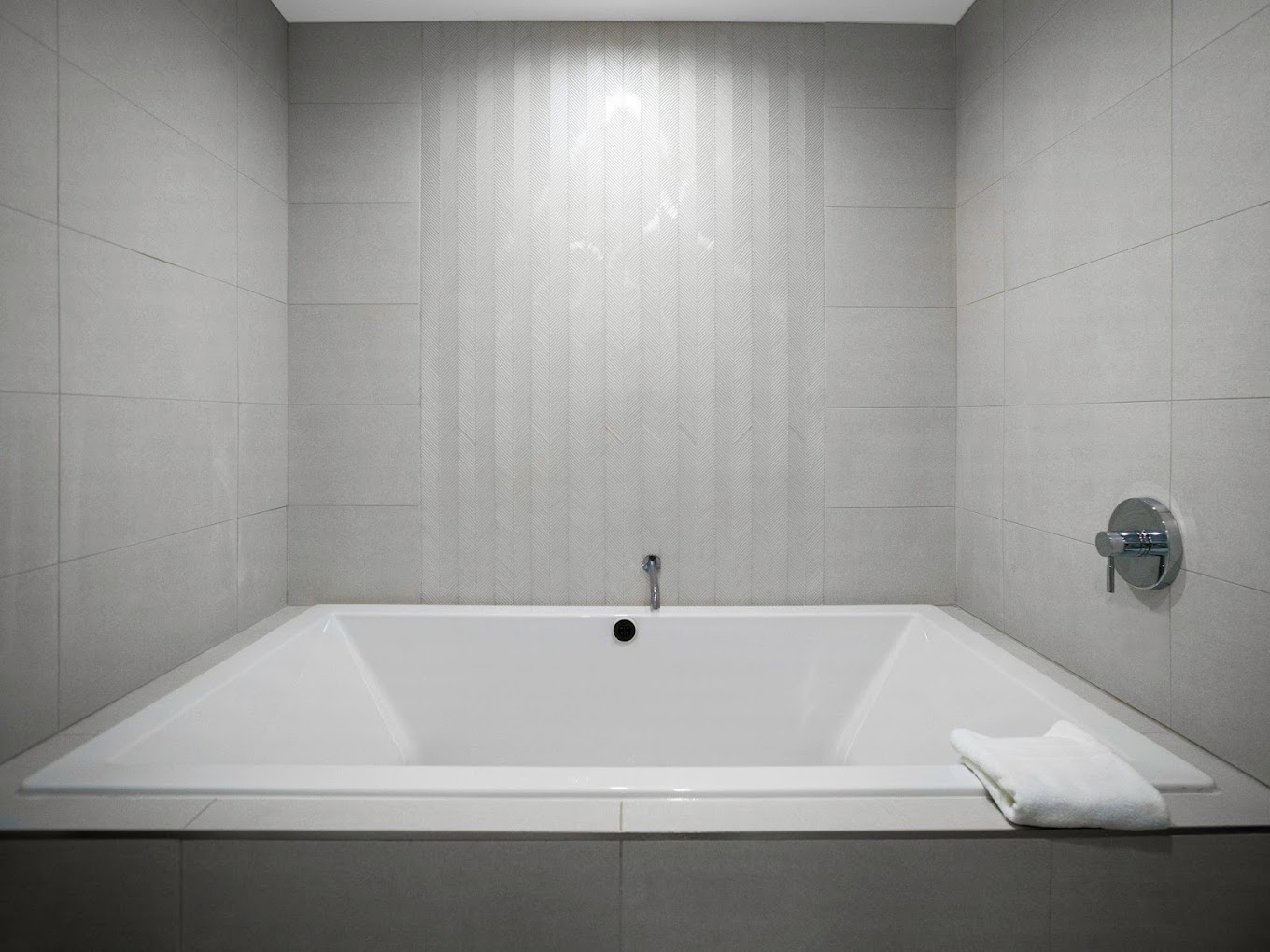 voco Niagara Falls - the Cadence, an IHG Hotel