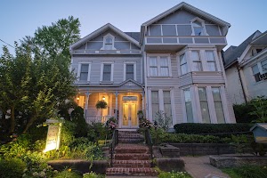 Pittsburgh Hotels with Jacuzzi Suites