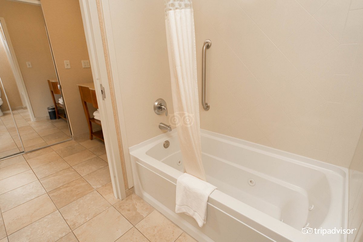Hampton Inn & Suites Pittsburgh-Downtown