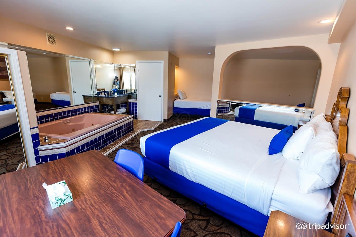 Colony Inn North Hollywood