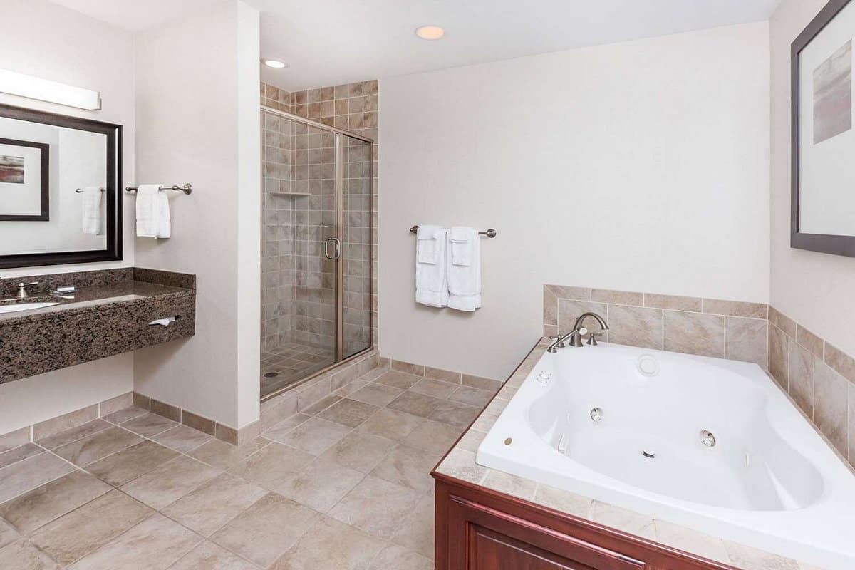 Wingate by Wyndham Sylvania/Toledo