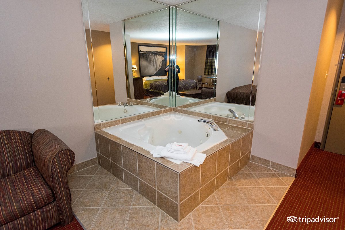 Super 8 by Wyndham Niagara Falls NY