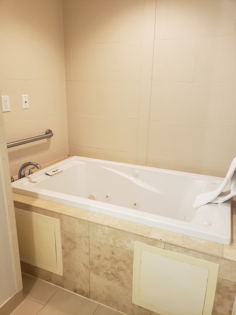 Holiday Inn Express Jacksonville Beach, an IHG hotel