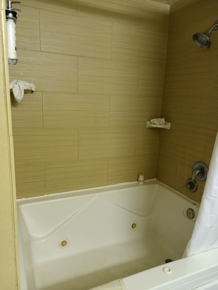 Holiday Inn Express & Suites Jacksonville Airport