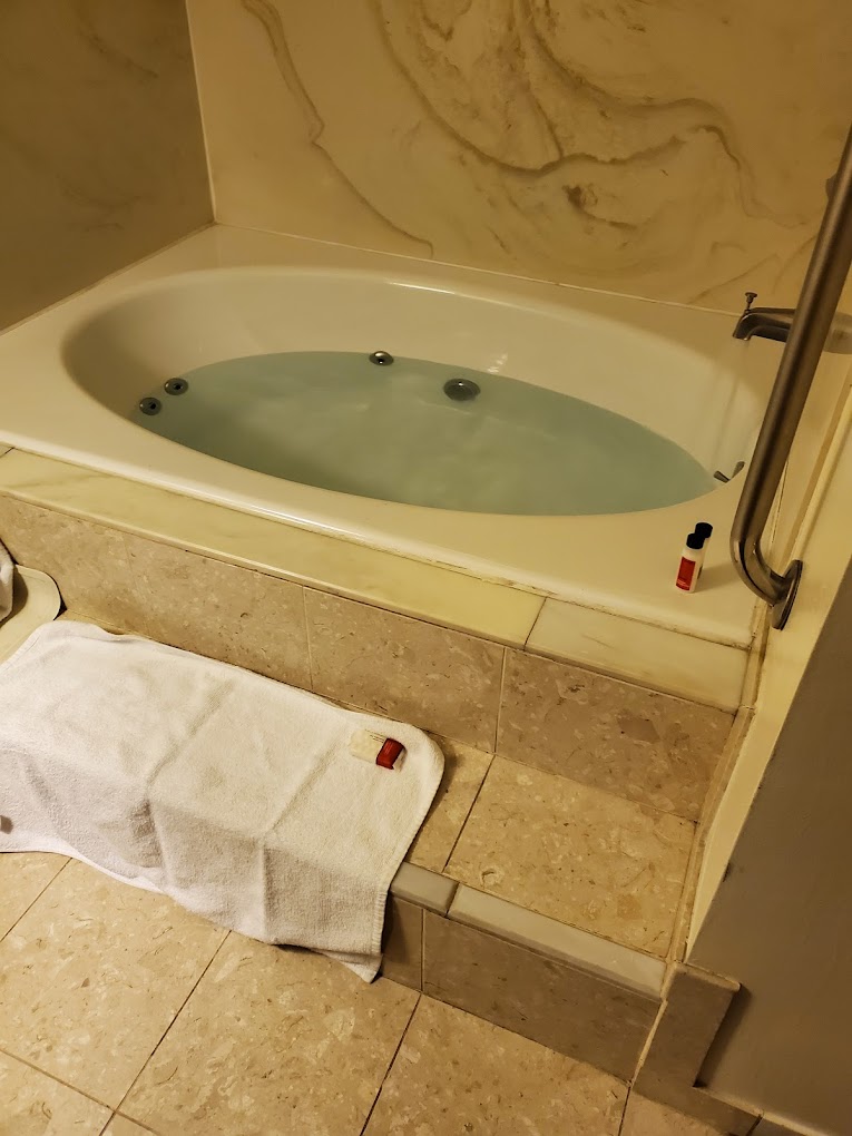 Ramada by Wyndham Bakersfield