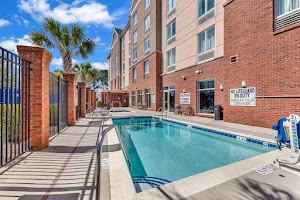 Myrtle Beach Hotels with Jacuzzi in Room