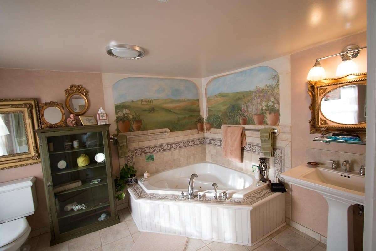 EJ Bowman House Bed & Breakfast