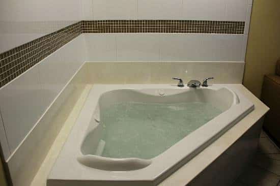 Holiday Inn Express & Suites Richmond, an IHG hotel