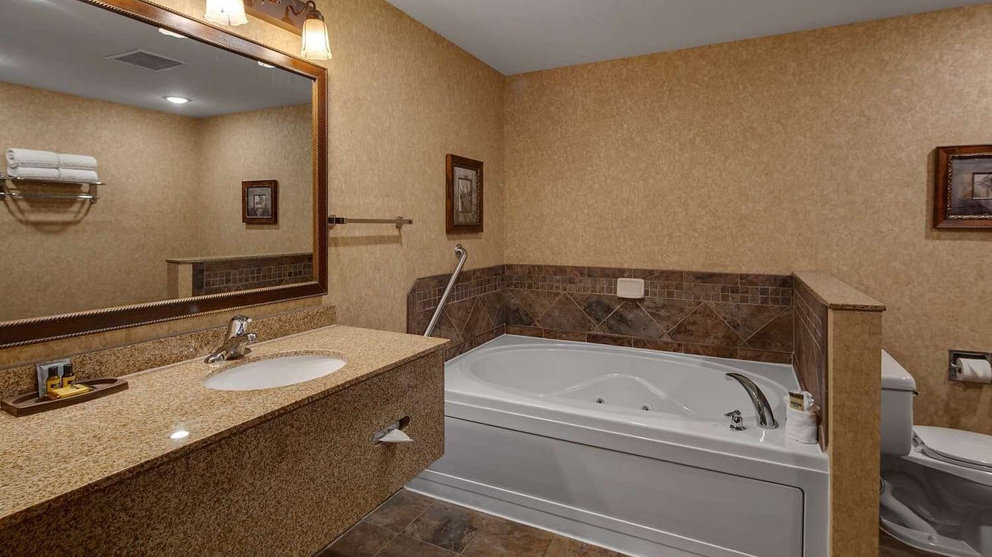 Best Western Plus Kelly Inn & Suites Fargo