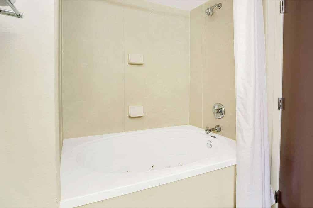 Wingate by Wyndham Raleigh Durham / Airport