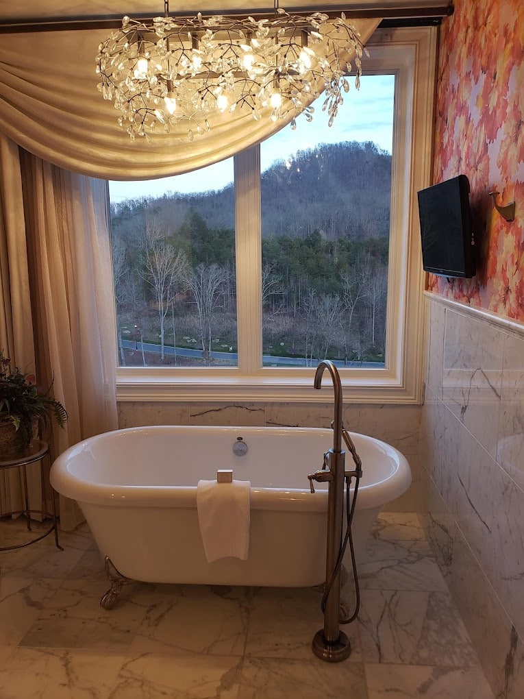 Dollywood's DreamMore Resort & Spa