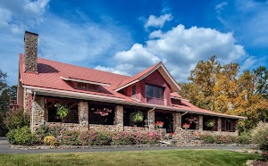 Hot Springs Hotels with Jacuzzi in Room