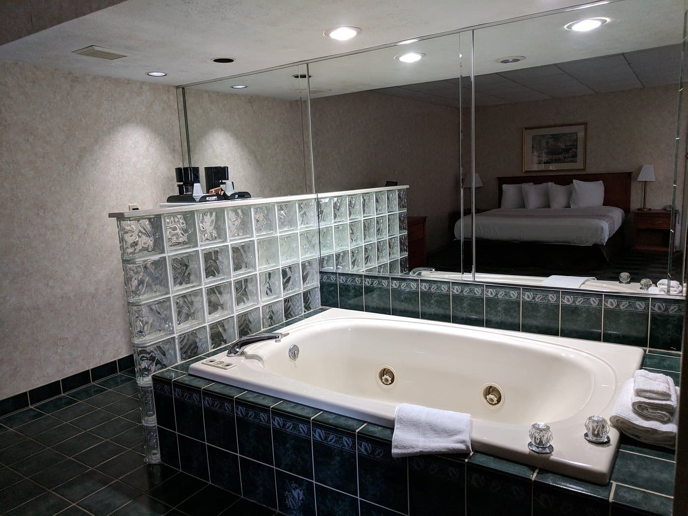 South Shore Inn