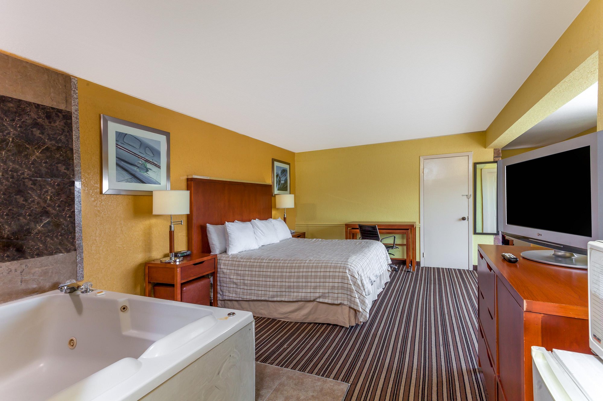 Lodge at Mill Creek
