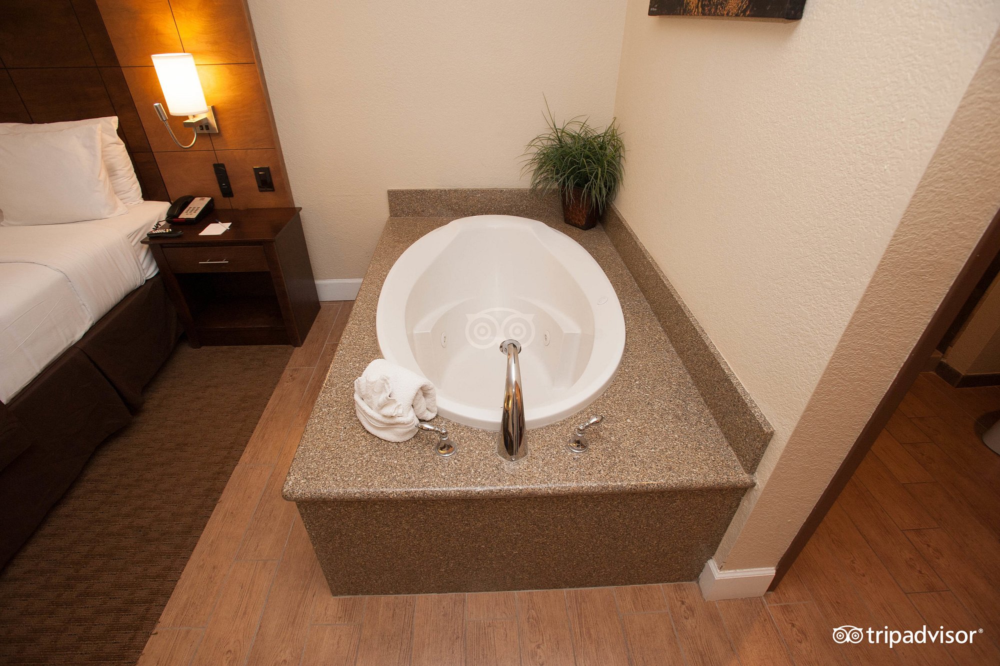 Arroyo Pinion Hotel, Ascend Hotel Collection