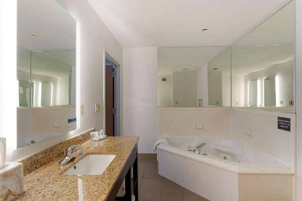 Comfort Inn & Suites Hot Springs
