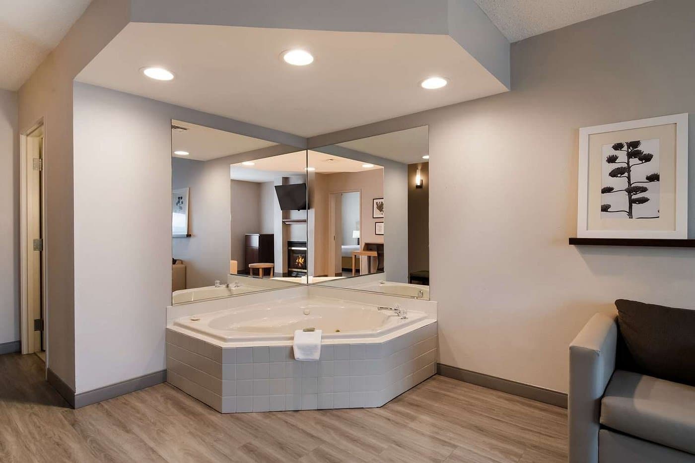 Country Inn & Suites by Radisson, Harrisburg Northeast (Hershey), PA