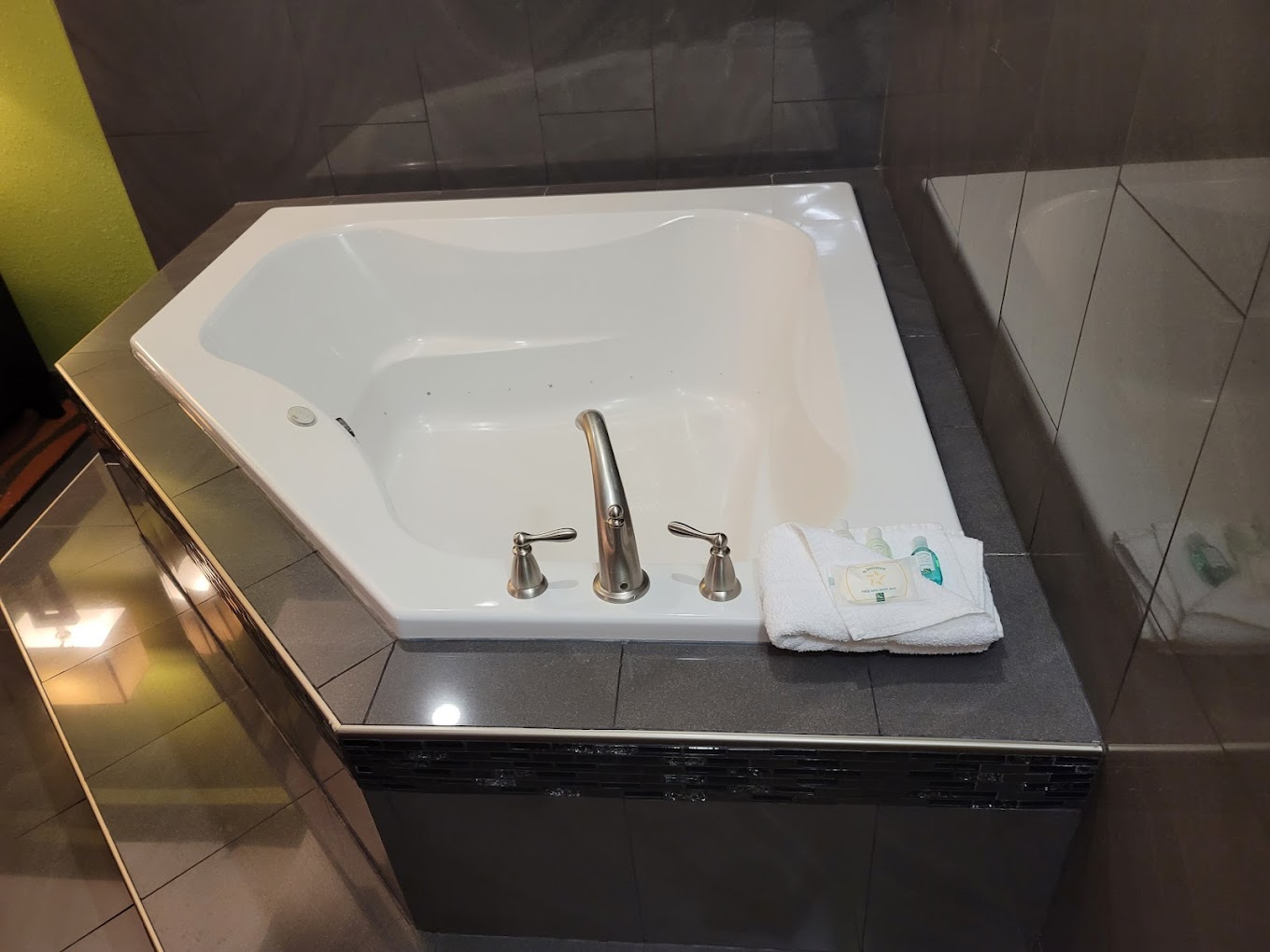 Quality Suites Fort Myers Airport I-75