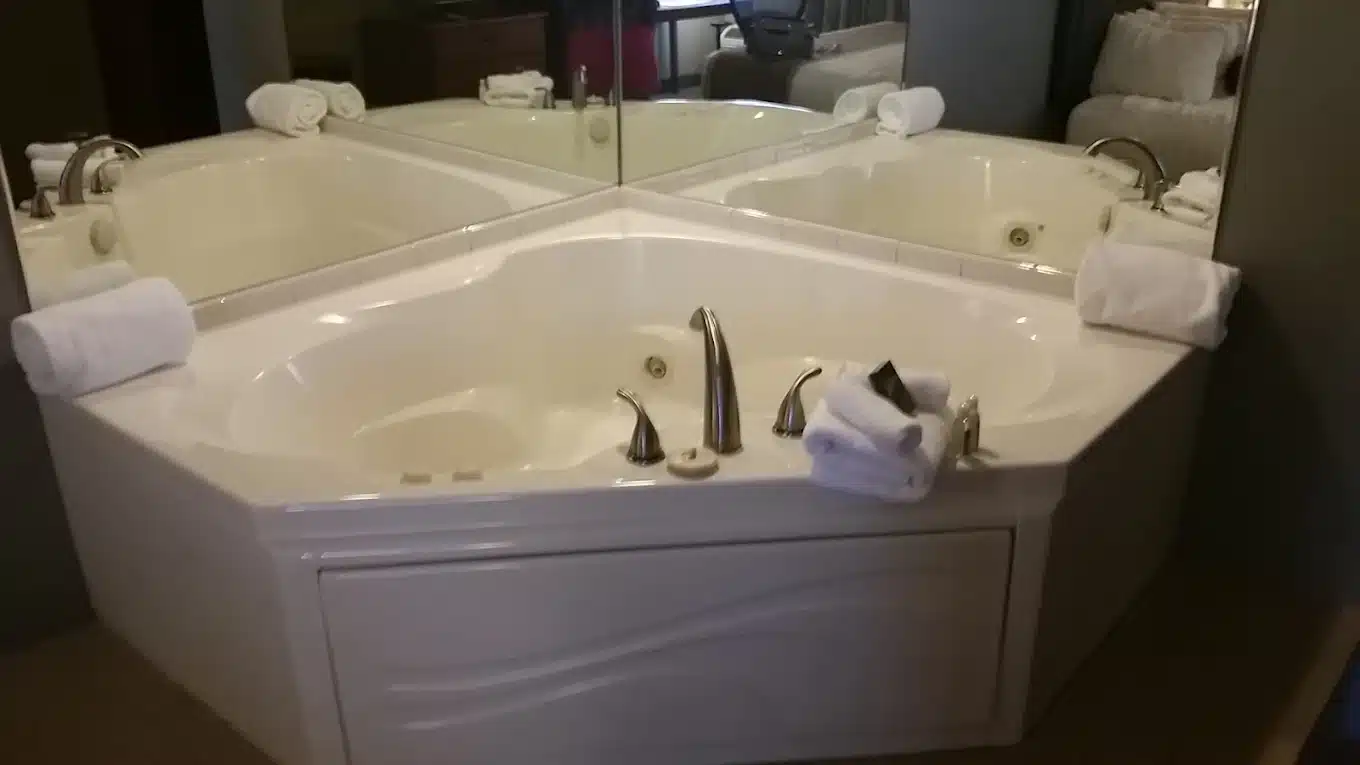 Best Western Plus The Charles Hotel has Jacuzzi suites