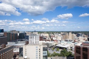 Grand Rapids Hotels with Jacuzzi in Room