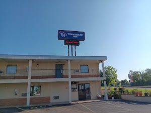 Cape Girardeau Hotels with Jacuzzi in Room