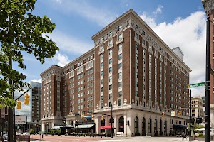 Grand Rapids Hotels with Jacuzzi in Room
