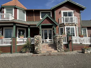 Ocean Shores Hotels with Jacuzzi in Room