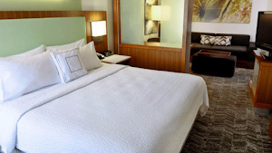 Sioux Falls Hotels with Jacuzzi in Room