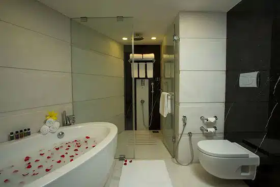 Doubletree Resort By Hilton Hotel Paradise Valley - Scottsdale has private spa tubs