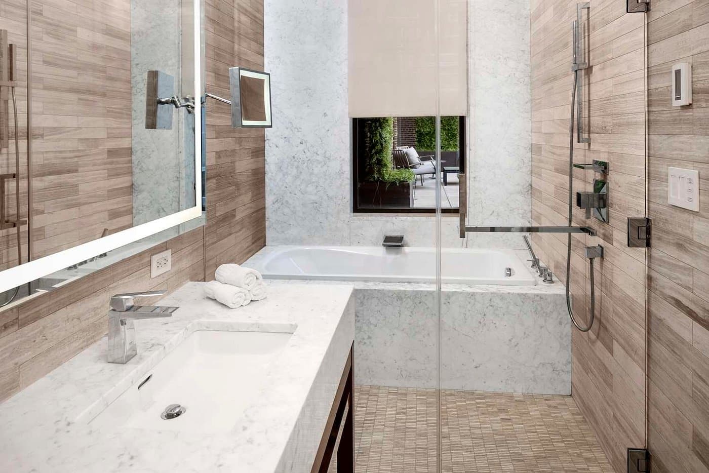 Hilton Club The Quin New York has Jacuzzi suites