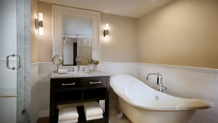 Southernmost Beach Resort has romantic spa tub suites