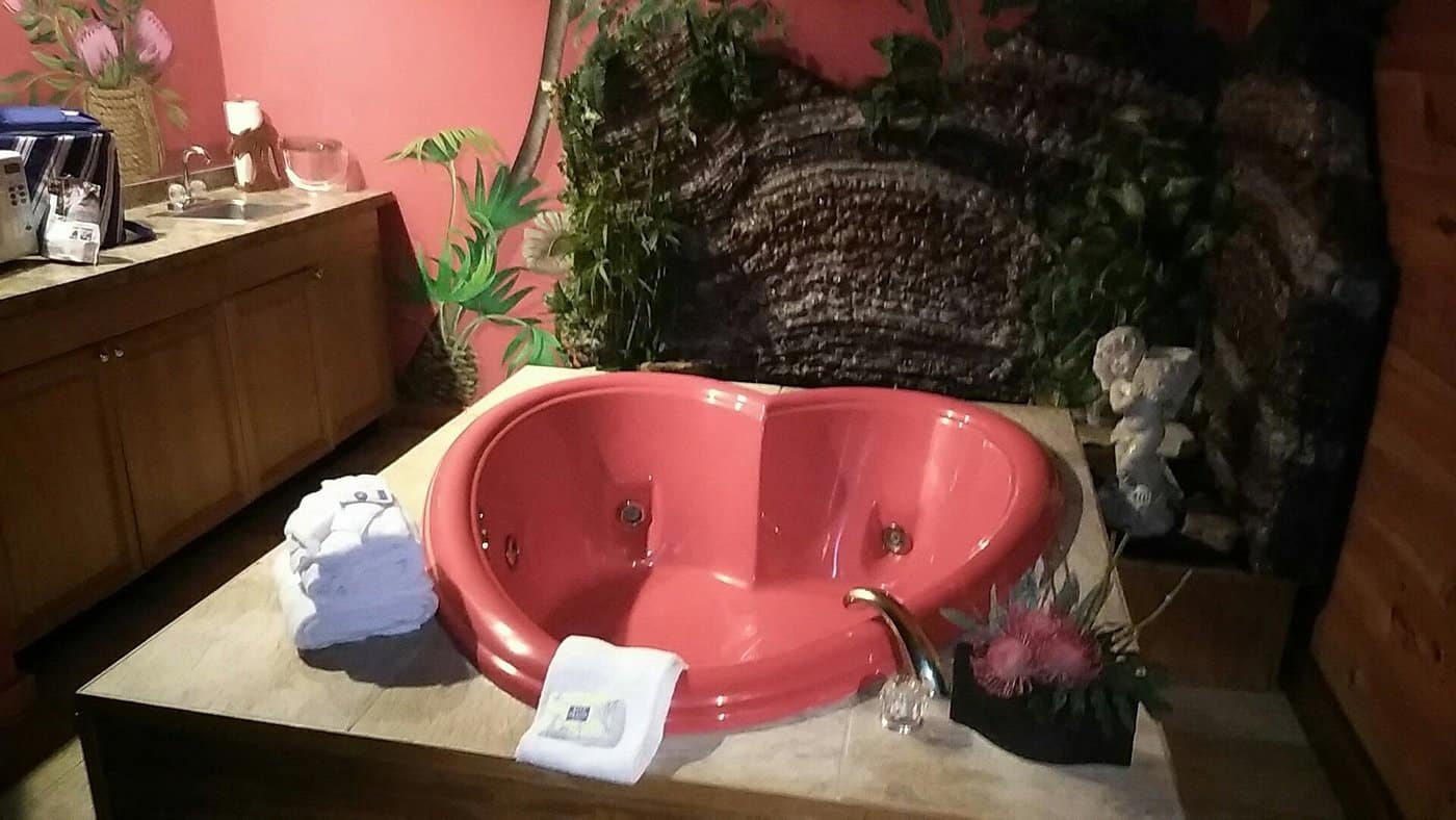Black Forest Bed & Breakfast has Jacuzzi suites