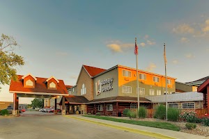 Columbia, MO Hotels with Jacuzzi Suites