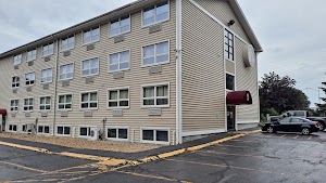 Portsmouth, NH Hotels with Jacuzzi in Room