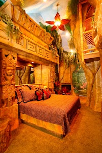 Idaho Hotels with Jacuzzi in Room